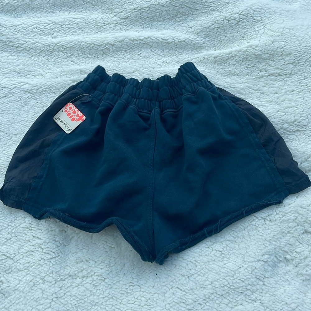 NWT Free People Movement' Half Way There Shorts, S, New Navy - Picture 5 of 8